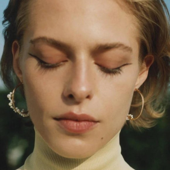 Gold Hoop Earrings with Strands of Pearls & Flowers - Picture 3 of 3